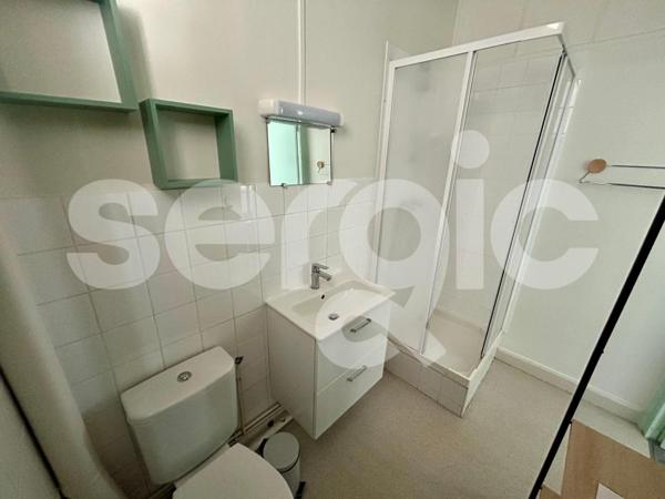 Location 1 Pieces 19 49000 Angers 23 1142 01 0005