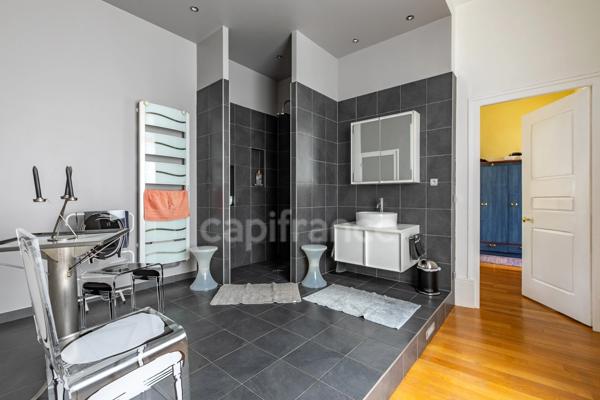 Propriete à vendre 15 pièces SOISSONS (02)