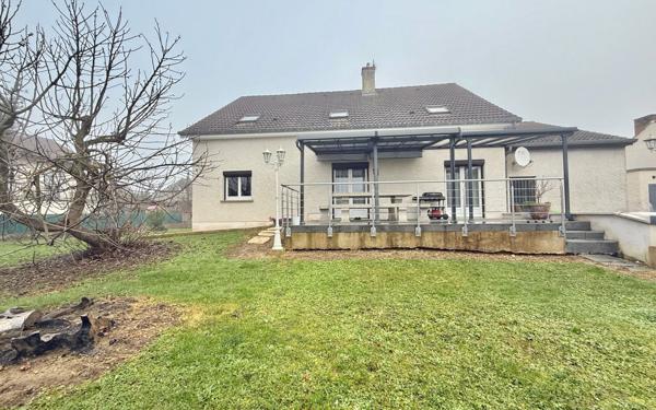 Maison à vendre    7 pièces •  Varanges