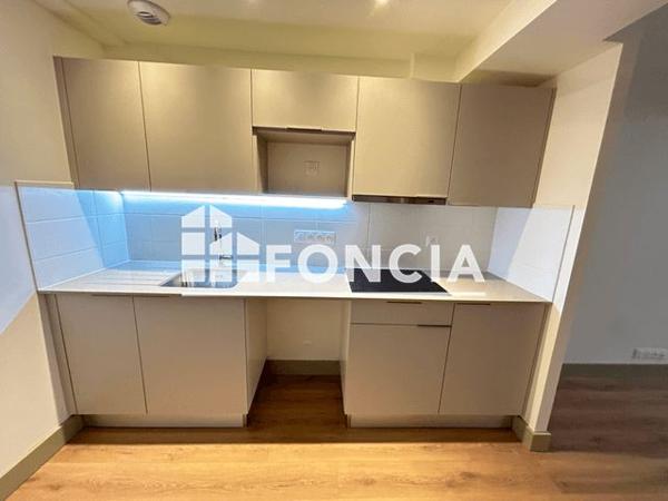 Location Appartement 3 pièces 70.4 m² - 23 RUE PAUL BERT Auxerre 89000