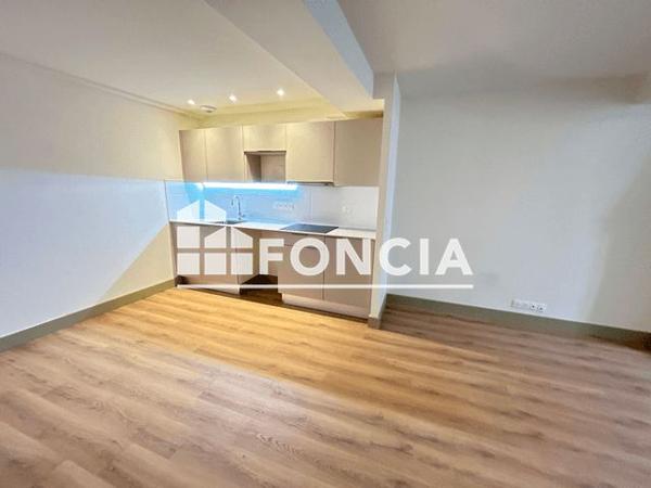 Location Appartement 3 pièces 70.4 m² - 23 RUE PAUL BERT Auxerre 89000