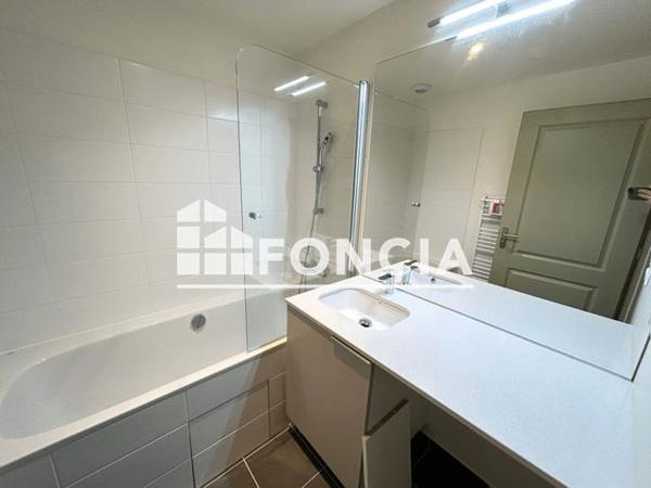 Location Appartement 3 pièces 70.4 m² - 23 RUE PAUL BERT Auxerre 89000