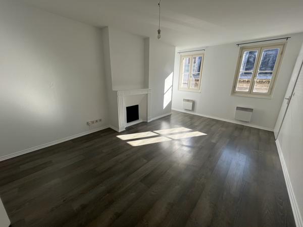 Appartement 2 pièce(s) 1 chambre(s) 59.16 m²