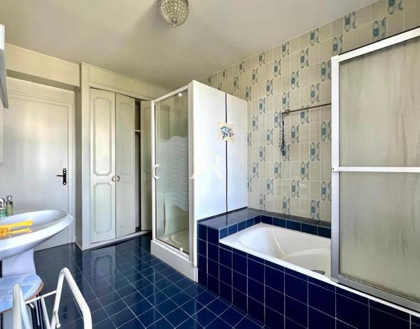 Vente Maison à Romagnat - 11 pièces, 280 m² | Raymond immobilier