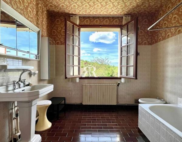 Vente Maison à Romagnat - 11 pièces, 280 m² | Raymond immobilier
