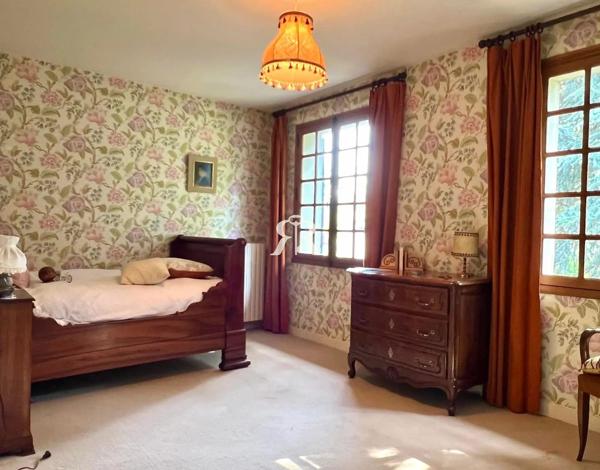 Vente Maison à Romagnat - 11 pièces, 280 m² | Raymond immobilier
