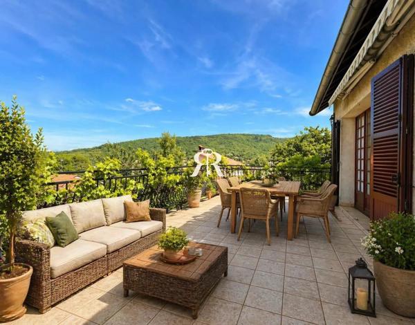 Vente Maison à Romagnat - 11 pièces, 280 m² | Raymond immobilier
