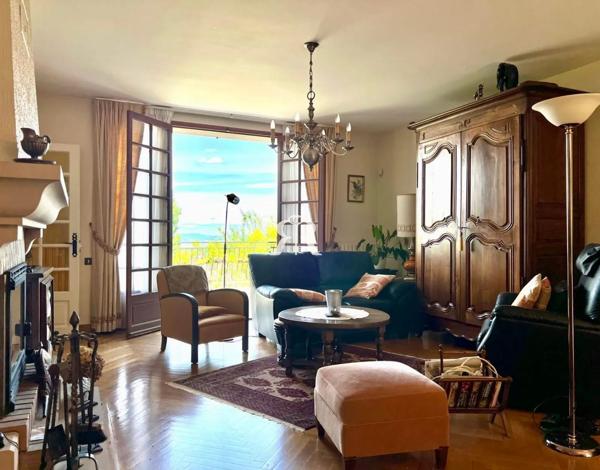Vente Maison à Romagnat - 11 pièces, 280 m² | Raymond immobilier