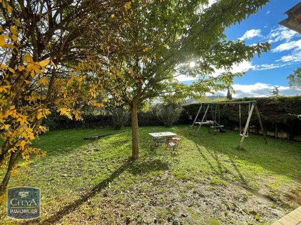 Maison à louer 5 pièces 110.82m² Pernes-les-Fontaines (84210)