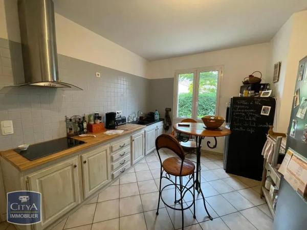 Maison à louer 5 pièces 110.82m² Pernes-les-Fontaines (84210)