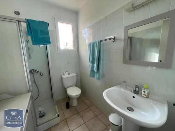 Maison à louer 5 pièces 110.82m² Pernes-les-Fontaines (84210)
