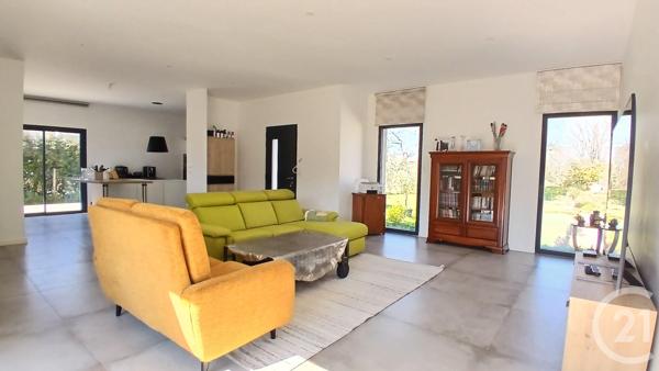 Maison à vendre  9 pièces - 158,09 m 2   NERIGEAN  - 33