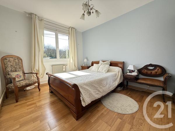 Maison à vendre  9 pièces - 158,09 m 2   NERIGEAN  - 33