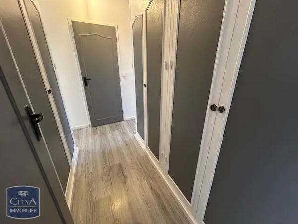 Appartement à louer 4 pièces 71.86m²