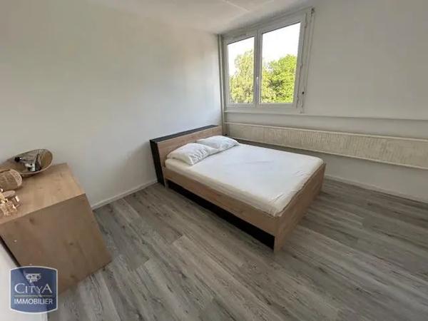 Appartement à louer 4 pièces 71.86m²