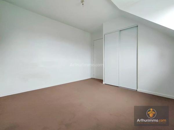 Vente                                                      Appartement
                        
                     3 pièces                      67 m2                     à Bondoufle