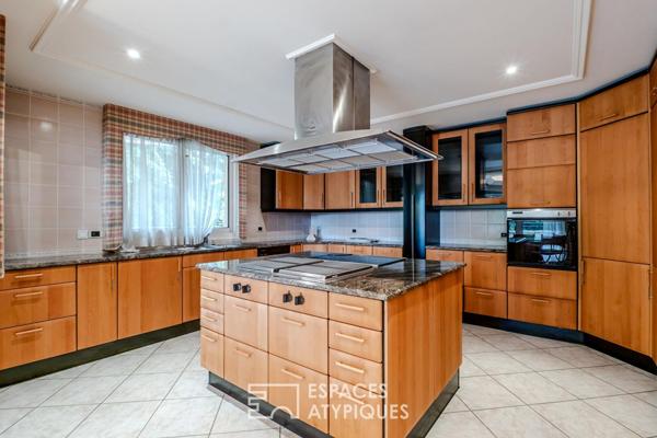 Appartement aux grands volumes dans résidence sécurisée