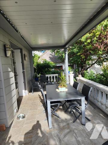 LA FLECHE, Pavillon de 153 m² sur 900 m²