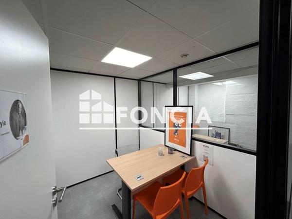 Location Local commercial 5 pièces 93.9 m² - 32/34 RUE DE LA REPUBLIQUE Rouen 76000