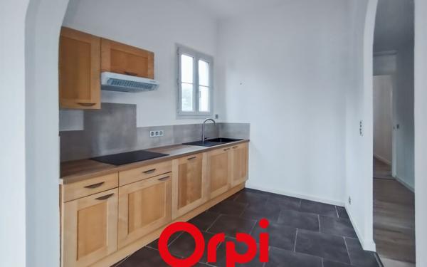 Appartement à vendre    3 pièces • 78 m2 Bandol