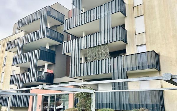 Appartement à vendre    2 pièces • 48 m2 Bruges