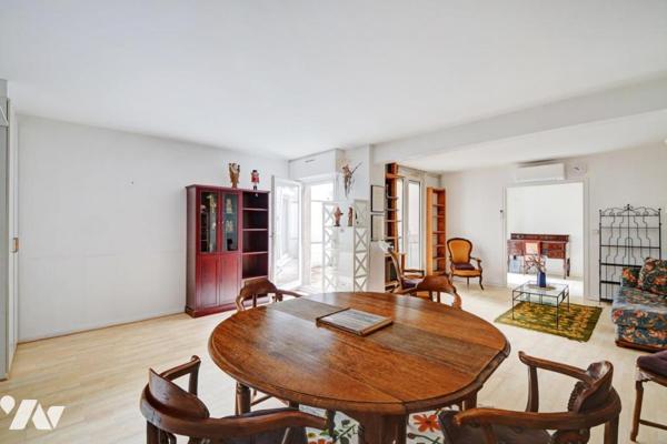 Appartement de 5 pièces terrasse dans immeuble 1993