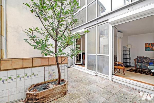 Appartement de 5 pièces terrasse dans immeuble 1993