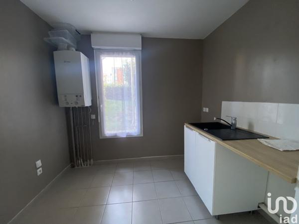 Appartement 2 pièces de 47 m² à Saint-Germain-lès-Corbeil (91250)