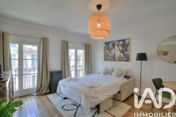 Immeuble à vendre 151,18 m² Versailles