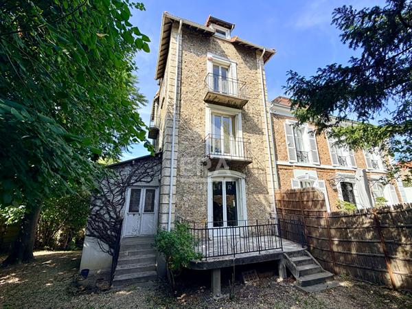 Sèvres Rive Gauche - Maison familiale de 168 m² avec jardin