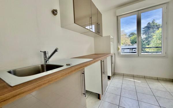 Appartement à louer    3 pièces • 53,92 m2 Torcy