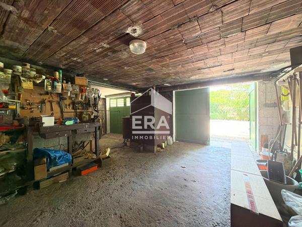 À VENDRE  13610 LE PUY-SAINTE-RÉPARADE MAISON D'ENVIRON 110 M² AVEC DOUBLE GARAGE ET TERRAIN DE 1 160 M²