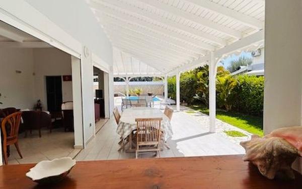 Maison à louer    4 pièces •  Saint-François