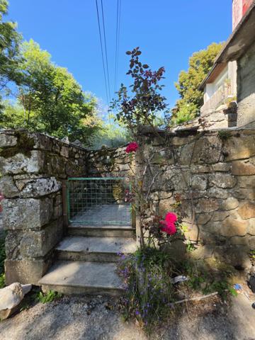 Maison de 84 m² avec sous-sol complet sur 4 965 m² de terrain – Accès rivière – Silhac
