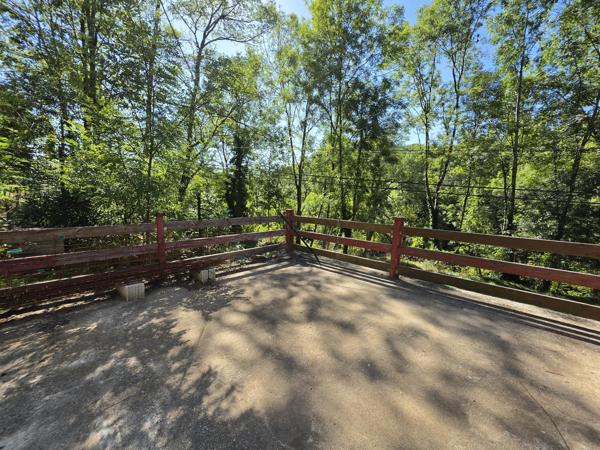 Maison de 84 m² avec sous-sol complet sur 4 965 m² de terrain – Accès rivière – Silhac