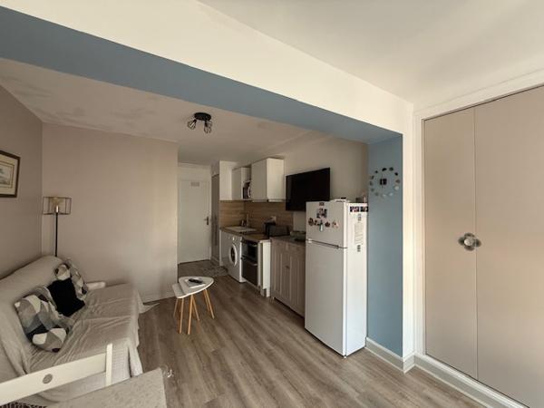 Saint-Georges-de-Didonne (17110) 

150 m de la plage