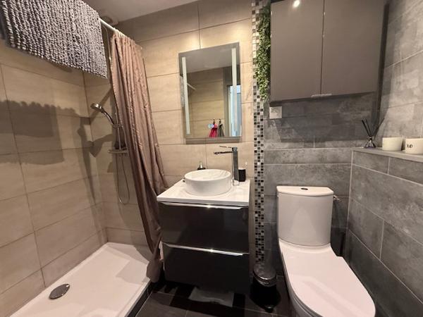 Saint-Georges-de-Didonne (17110) 

150 m de la plage