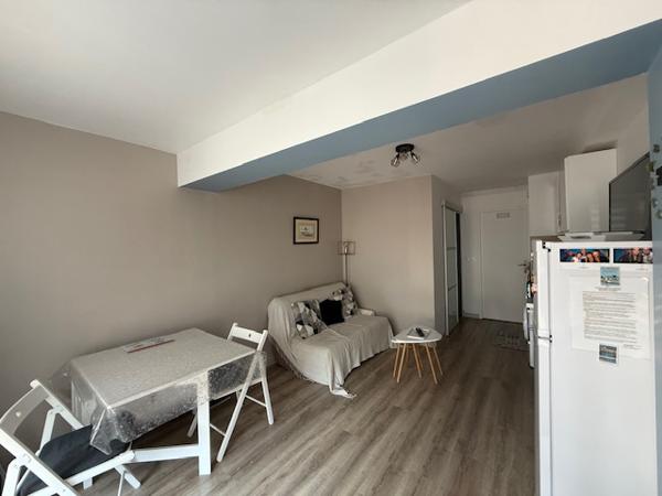 Saint-Georges-de-Didonne (17110) 

150 m de la plage