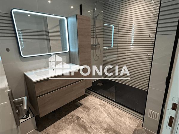 Location Appartement meublé 4 pièces 74.15 m² - Marignane 13700