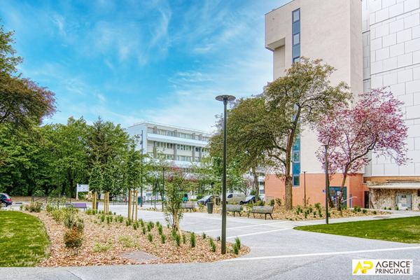 Appartement Saint Germain En Laye 4 pièce(s) 81 m2 €315 000 ** - Référence 17220