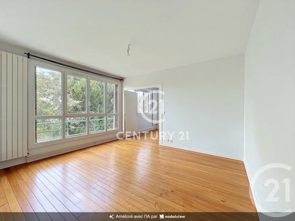 Appartement F3 à vendre  3 pièces - 54,02 m 2   L ILE ST DENIS  - 93