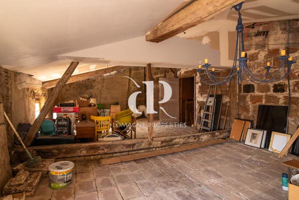 Beaumont-de-Lomagne (82500) Maison de Ville Surprenante !