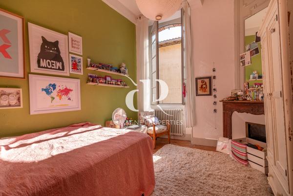 Beaumont-de-Lomagne (82500) Maison de Ville Surprenante !