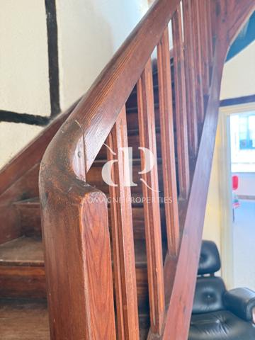 Beaumont-de-Lomagne (82500) Maison de Ville Surprenante !