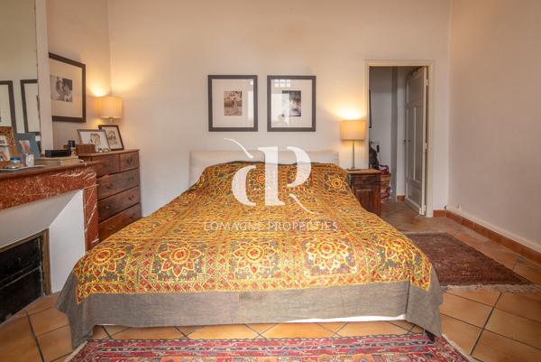 Beaumont-de-Lomagne (82500) Maison de Ville Surprenante !