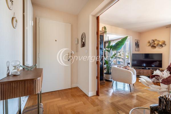 Appartement 4 pièce(s) 2 chambre(s) 82.8 m²