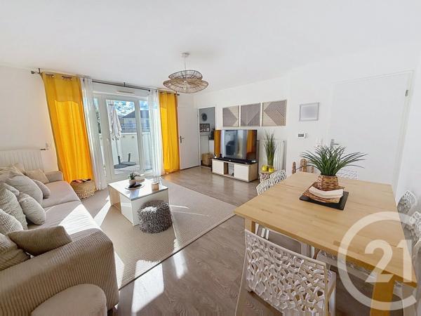 Appartement F4 à vendre  4 pièces - 80,80 m 2   GONESSE  - 95