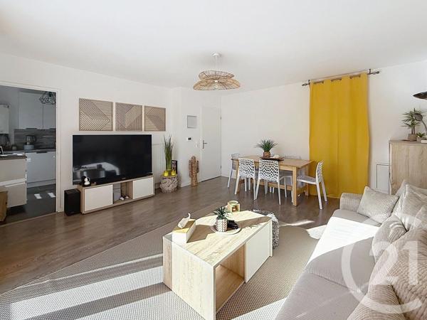 Appartement F4 à vendre  4 pièces - 80,80 m 2   GONESSE  - 95