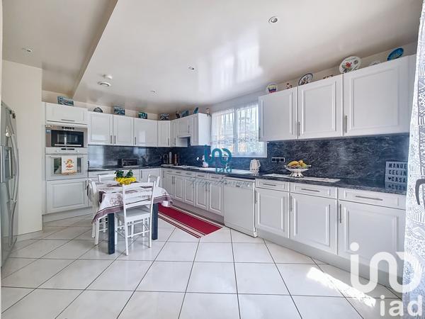 Maison à vendre 7 pièces 146 m² Chelles