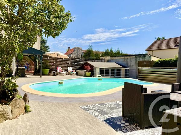 Maison à vendre  7 pièces - 180 m 2   LE THILLAY  - 95